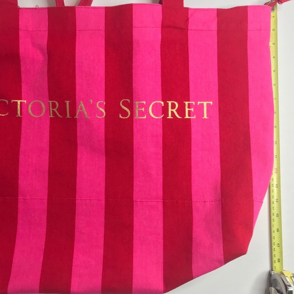 Victoria Secret tote - Picture 4 of 4